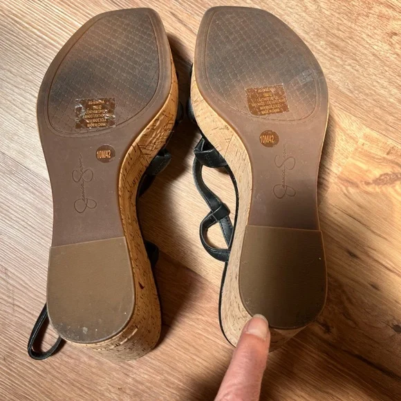 Jessica Simpson leather strappy sandals, size 10 - Picture 4 of 4